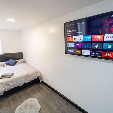 Studio Close To Selly Oak Train Station Birmingham Extérieur photo