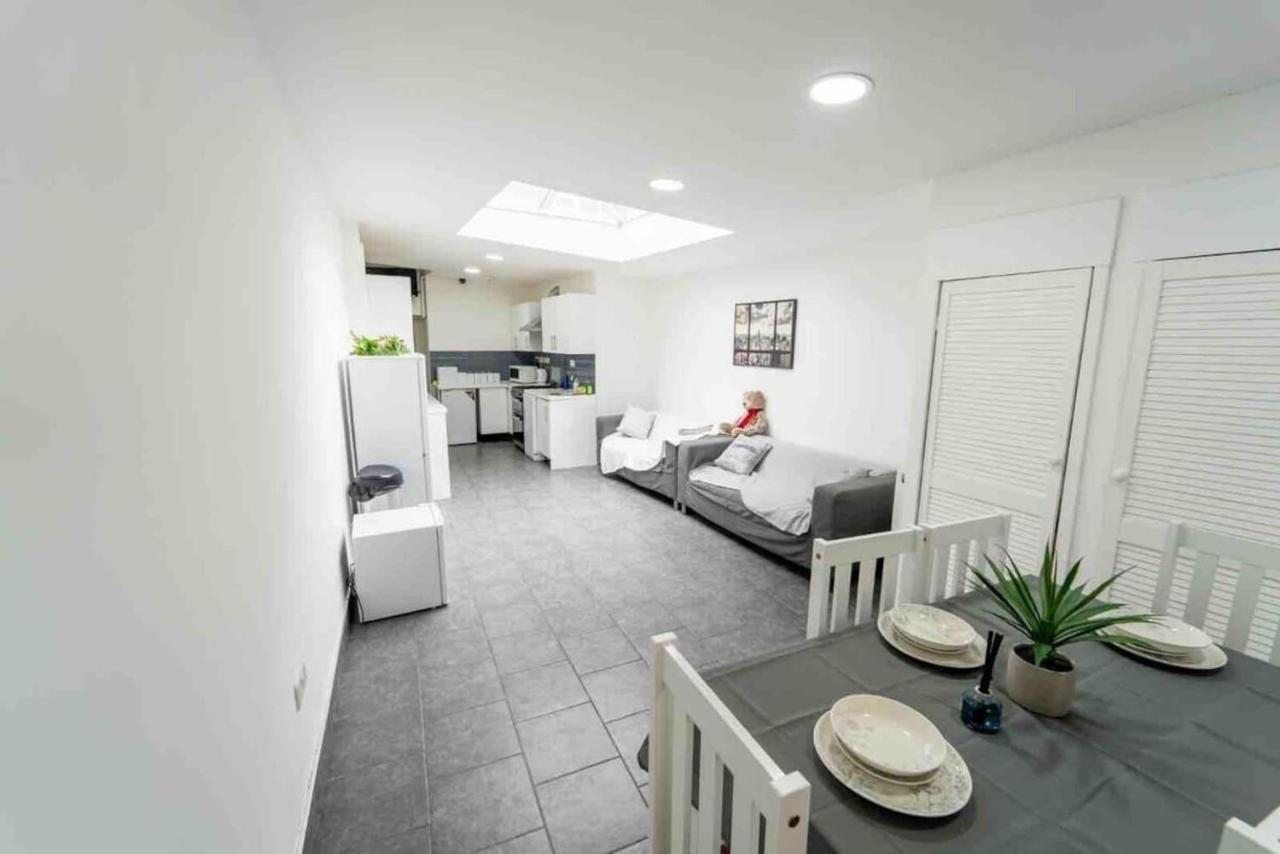 Studio Close To Selly Oak Train Station Birmingham Extérieur photo
